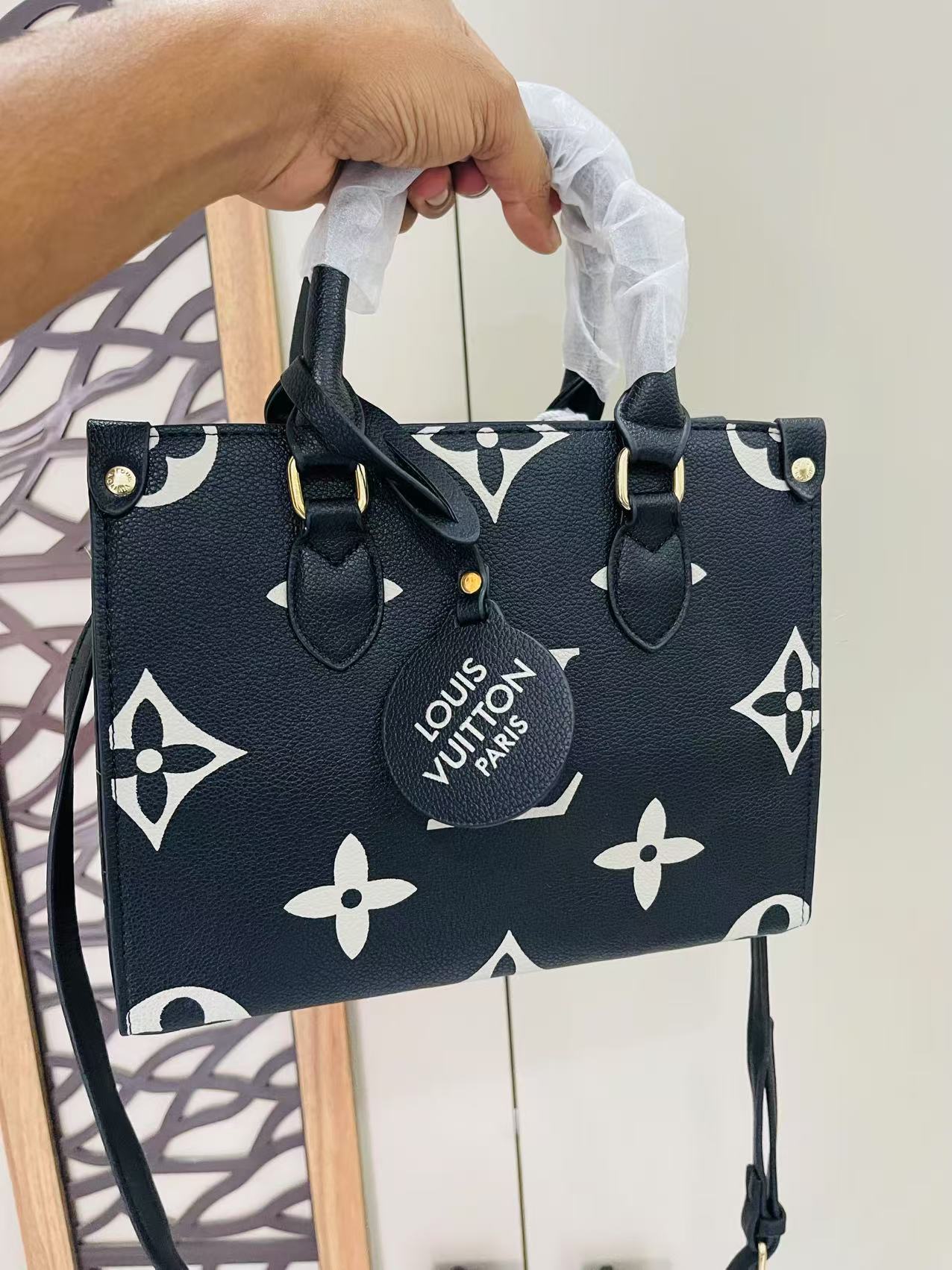 LV Hand Bag Medium Black