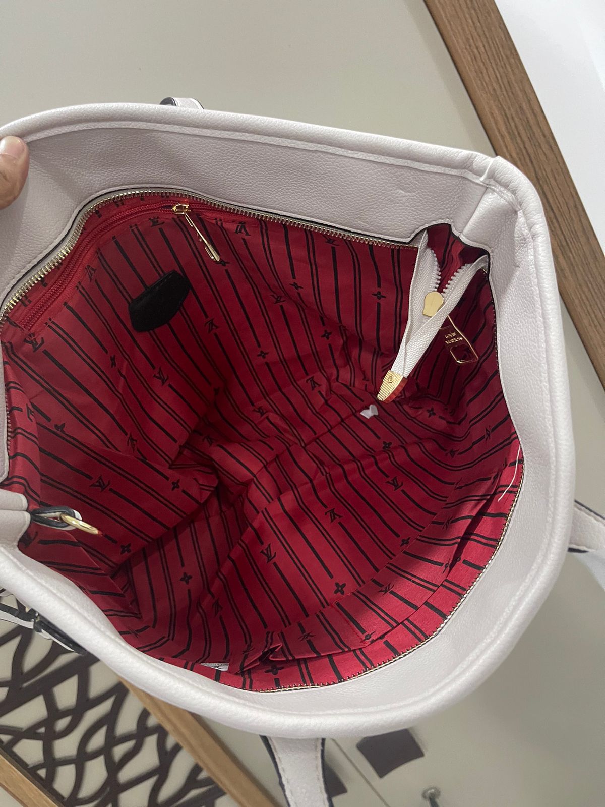 LV White Tote bag