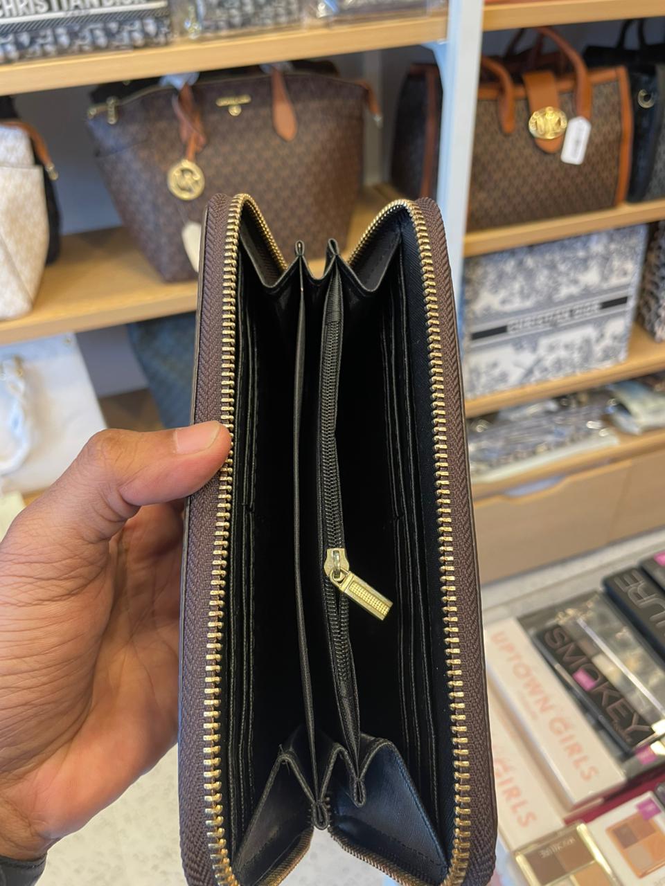 LV Wallet