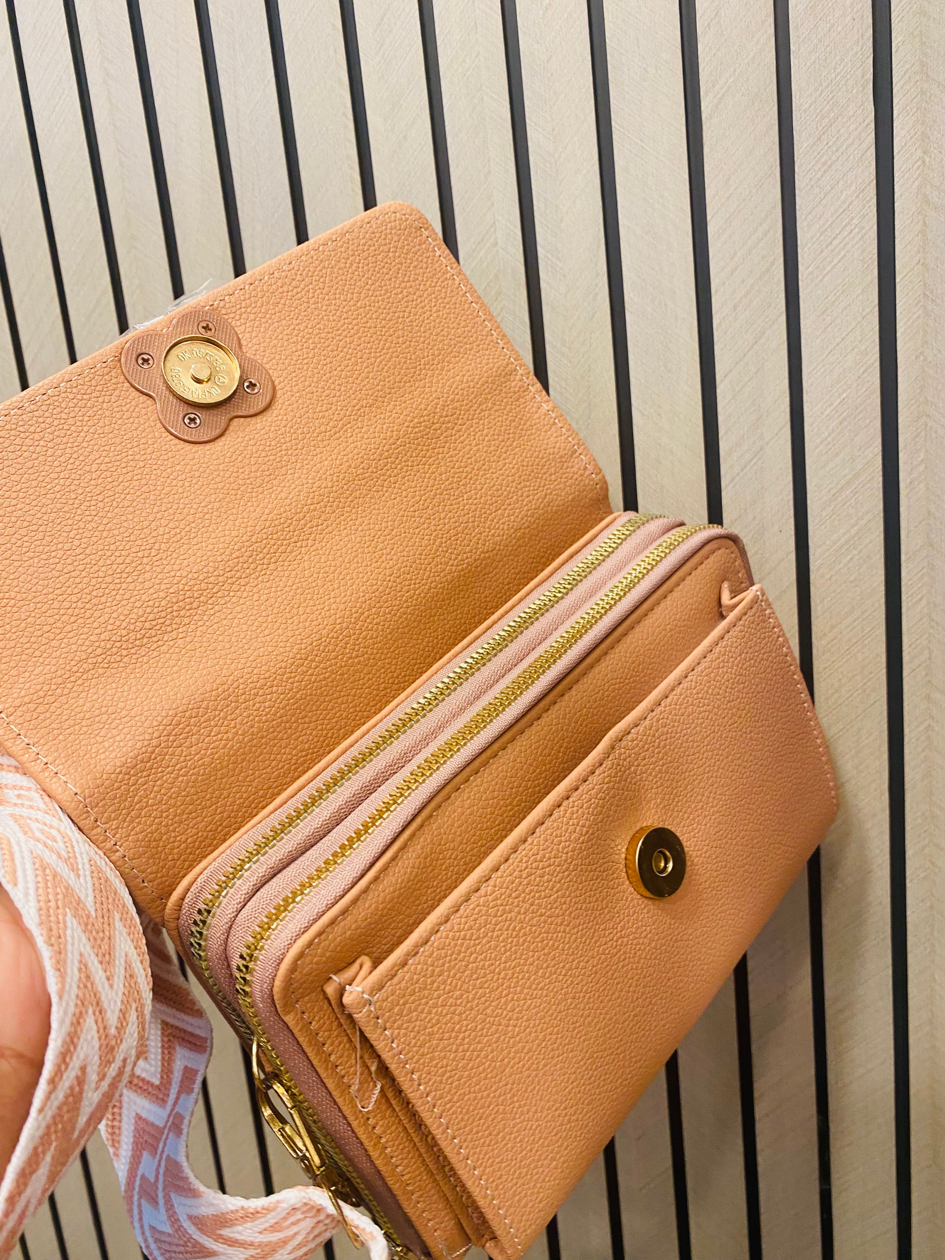 Ladies Mini Cross Body Bag - Pink