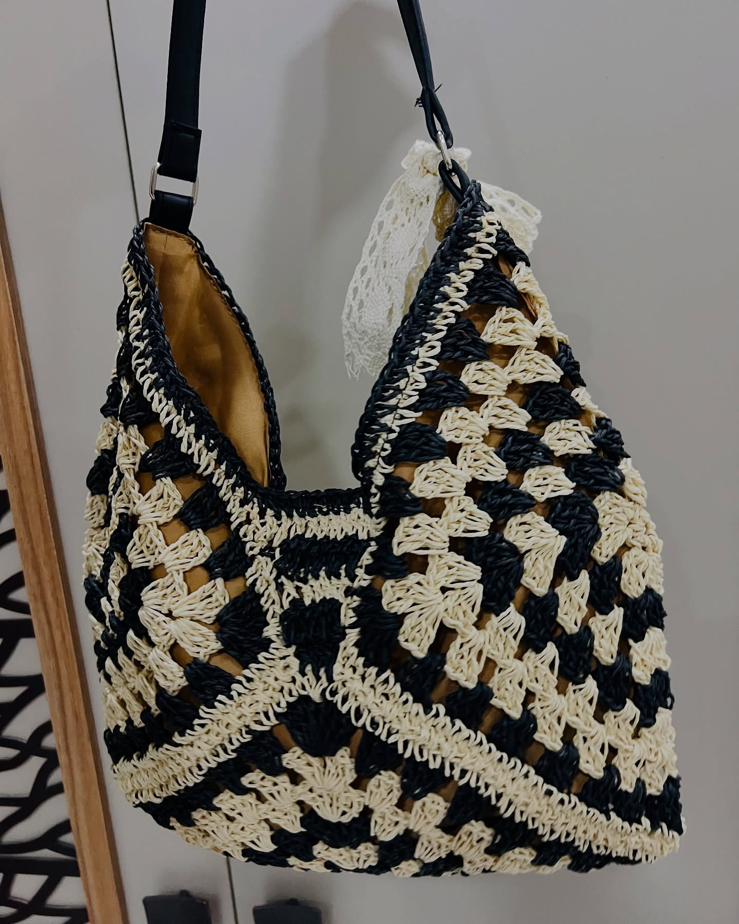 Summer Black Hand Bag