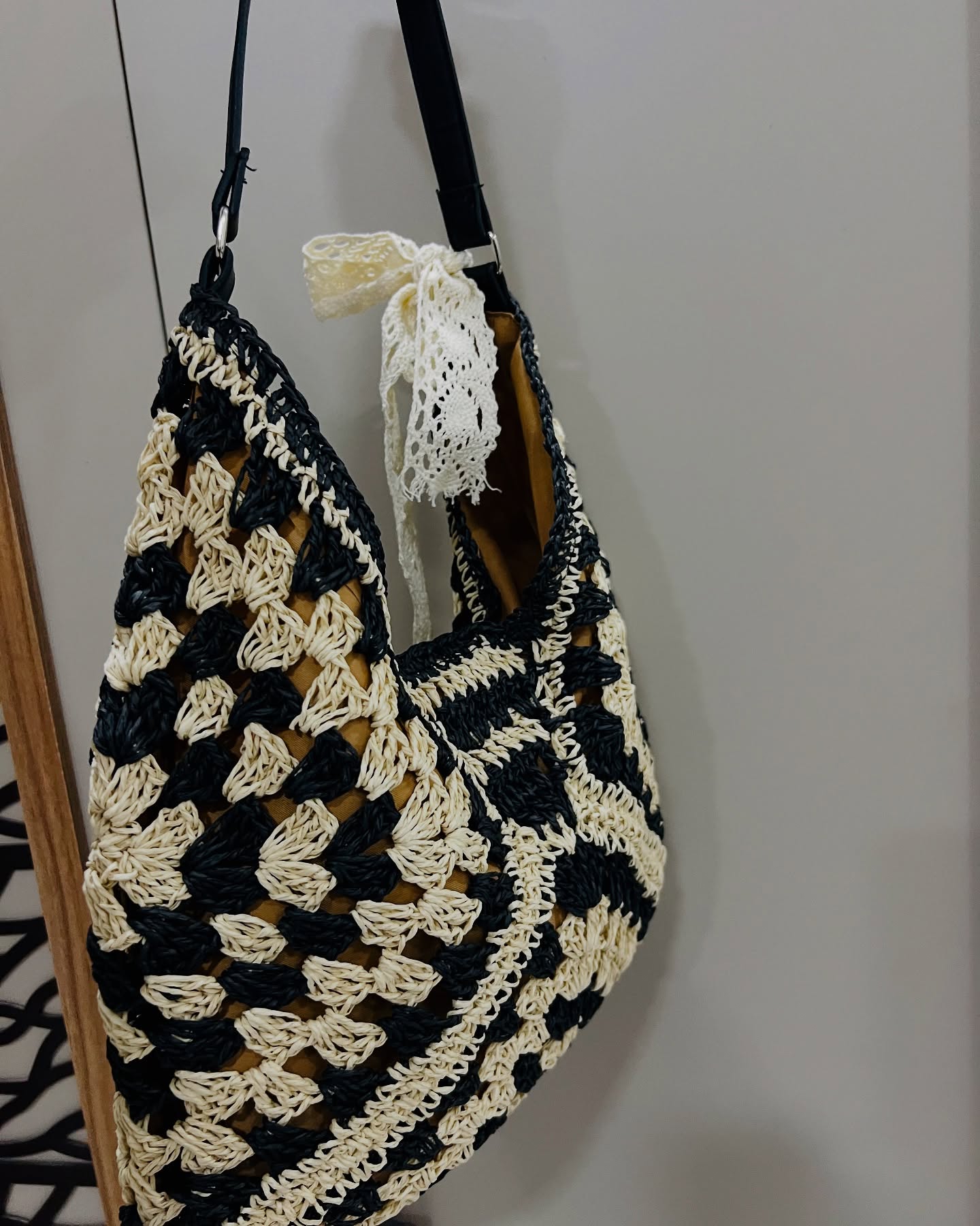 Summer Black Hand Bag