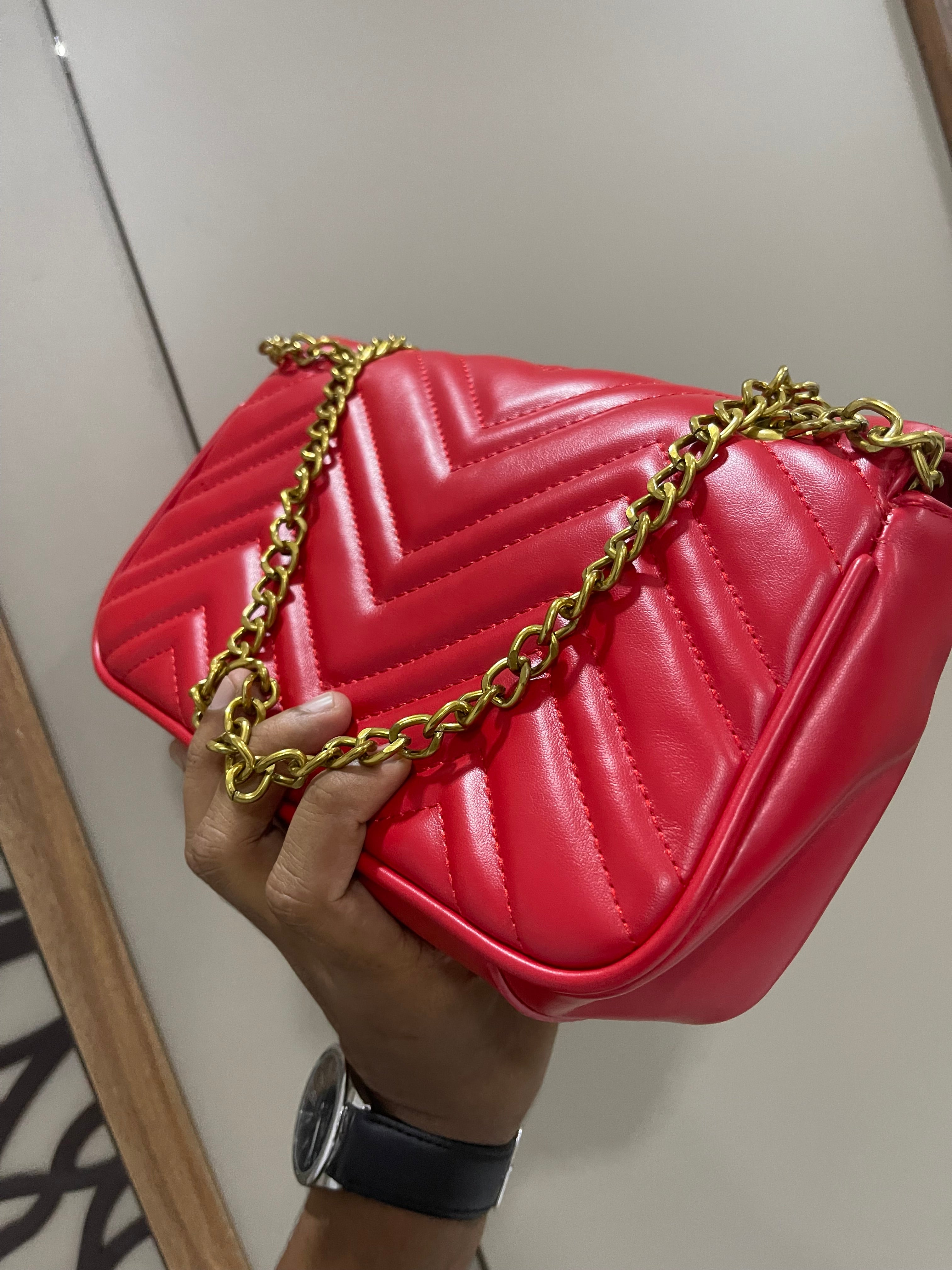 GUCCI Shoulder Bag RED