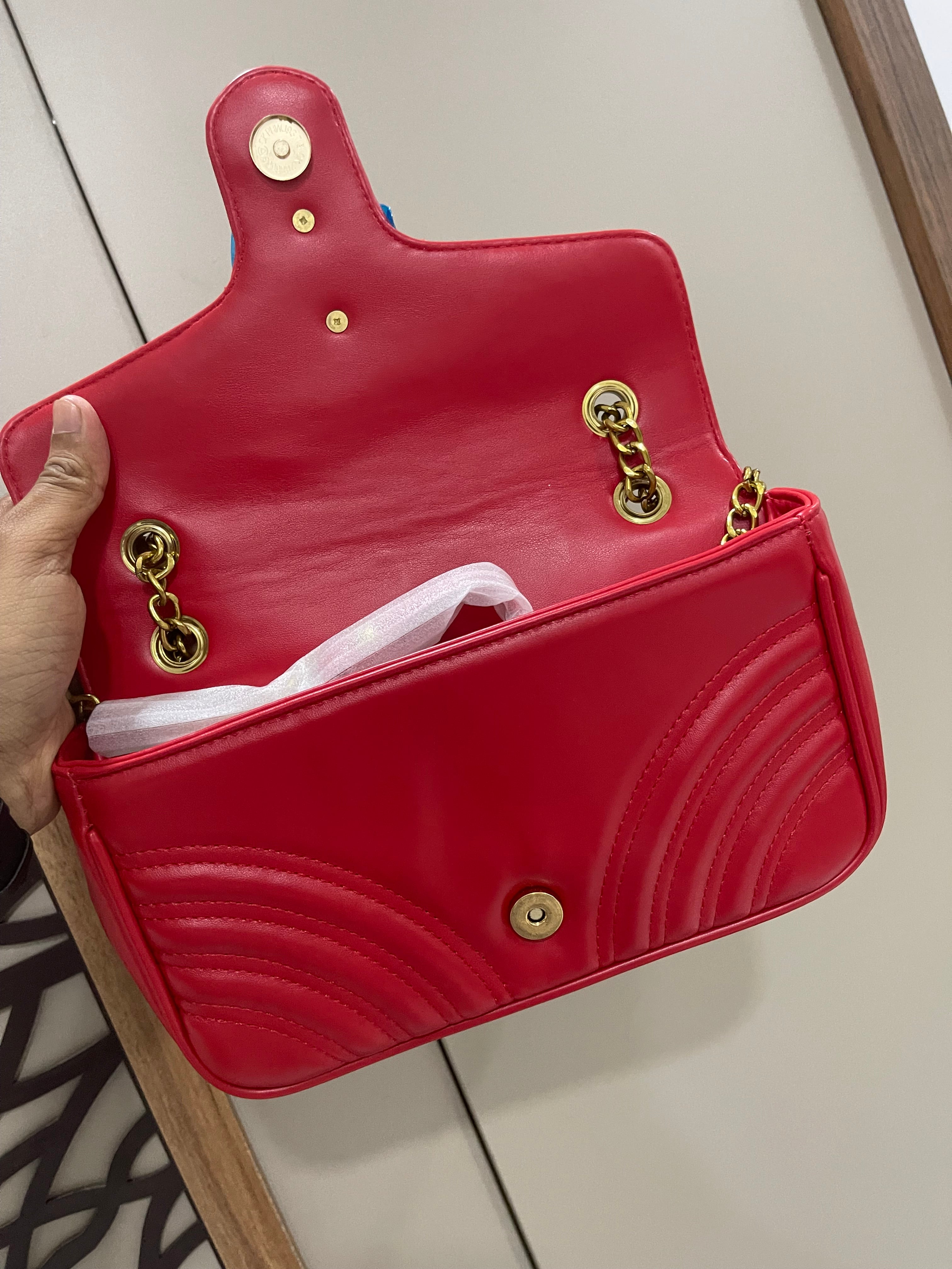 GUCCI Shoulder Bag RED