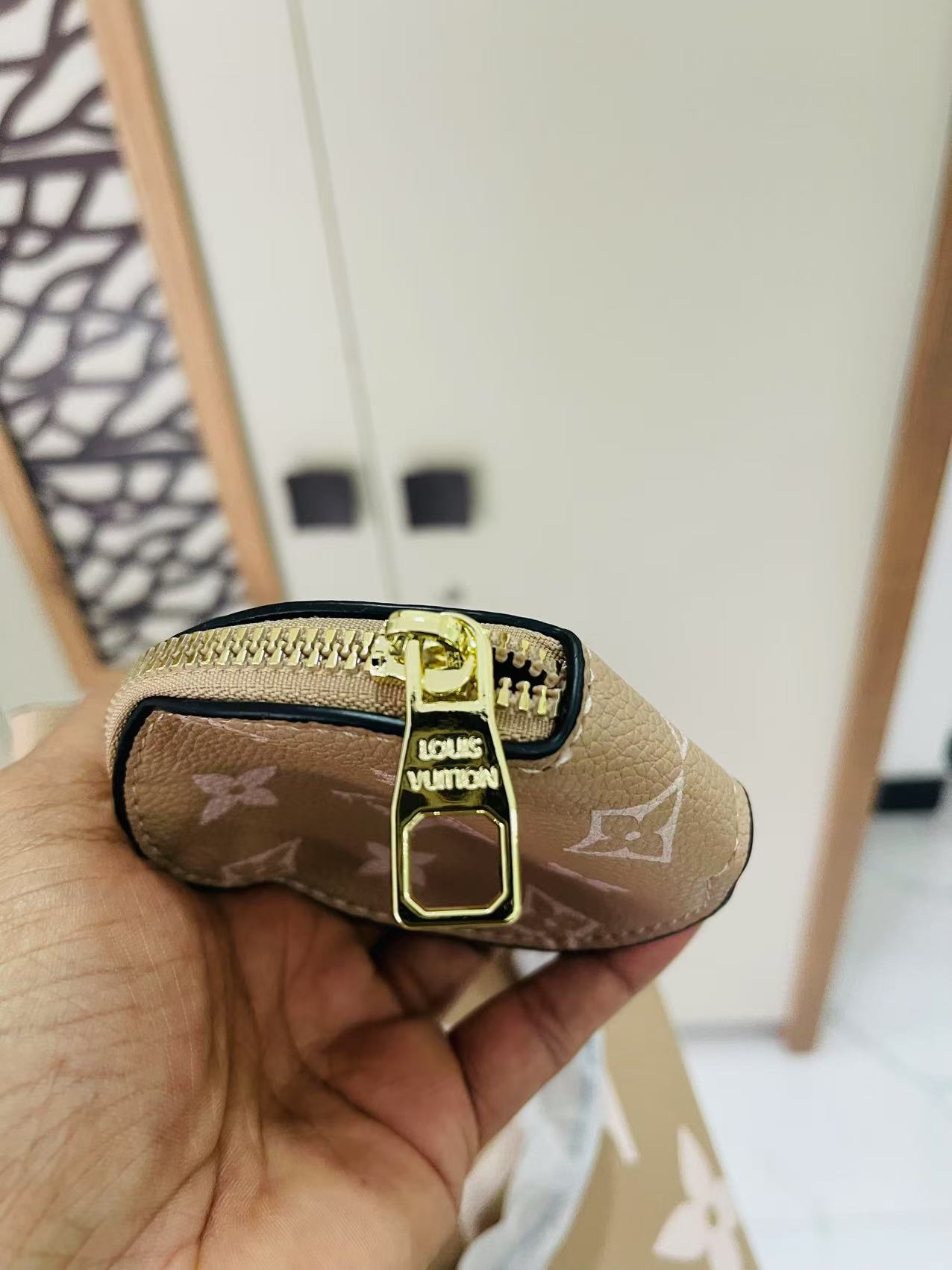 LV Hand Bag Medium Beige