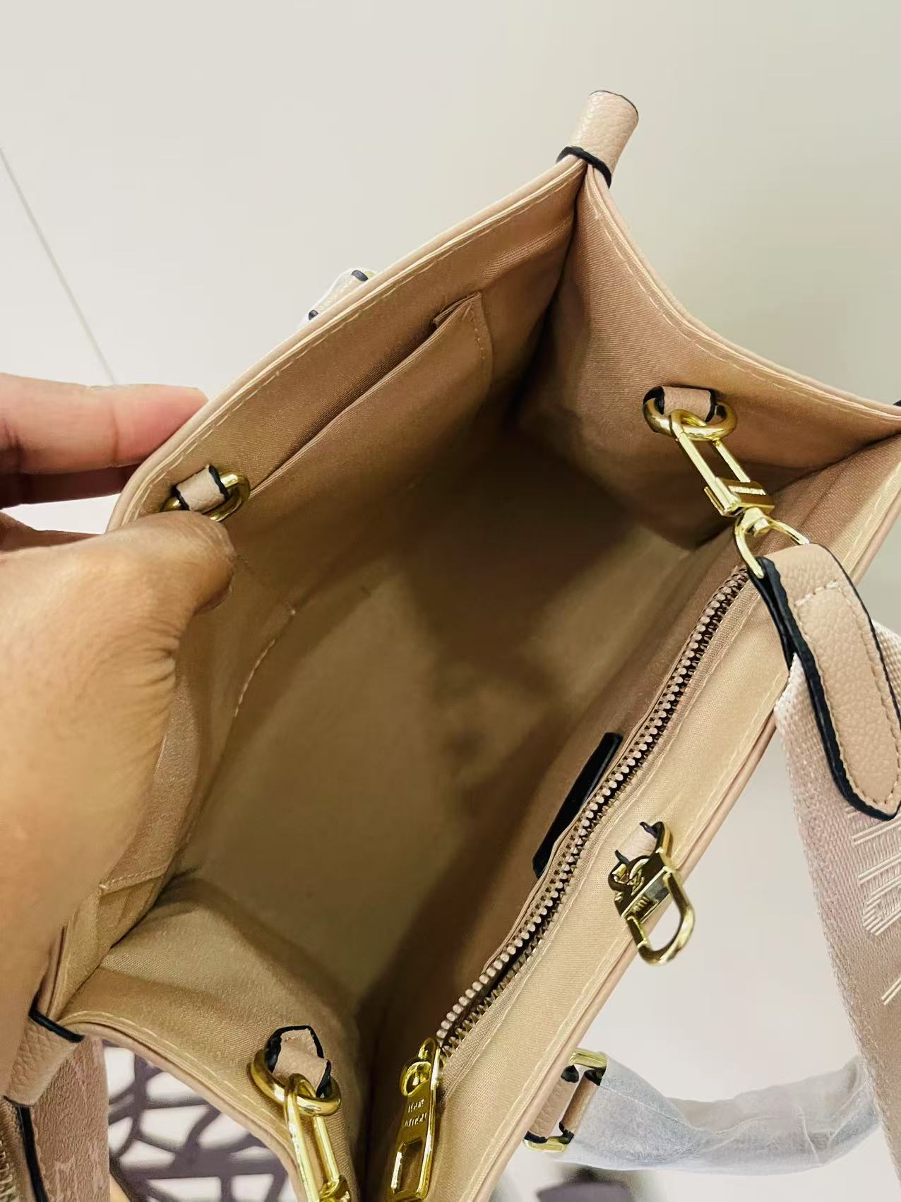 LV Hand Bag Medium Beige