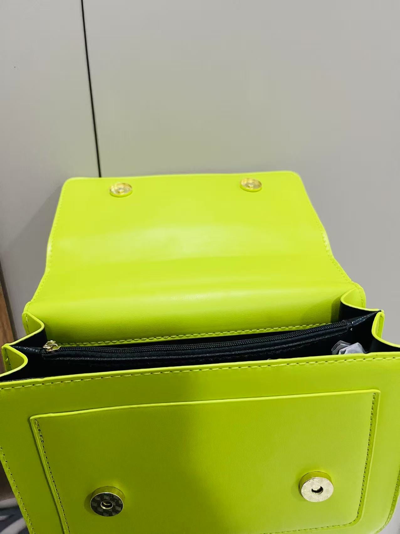 Guess Hand Bag Green