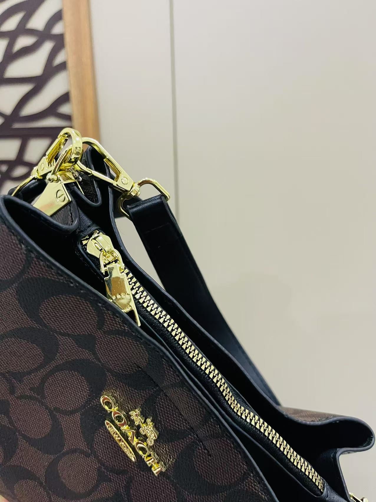 Coach Hand Bag Dark Brown