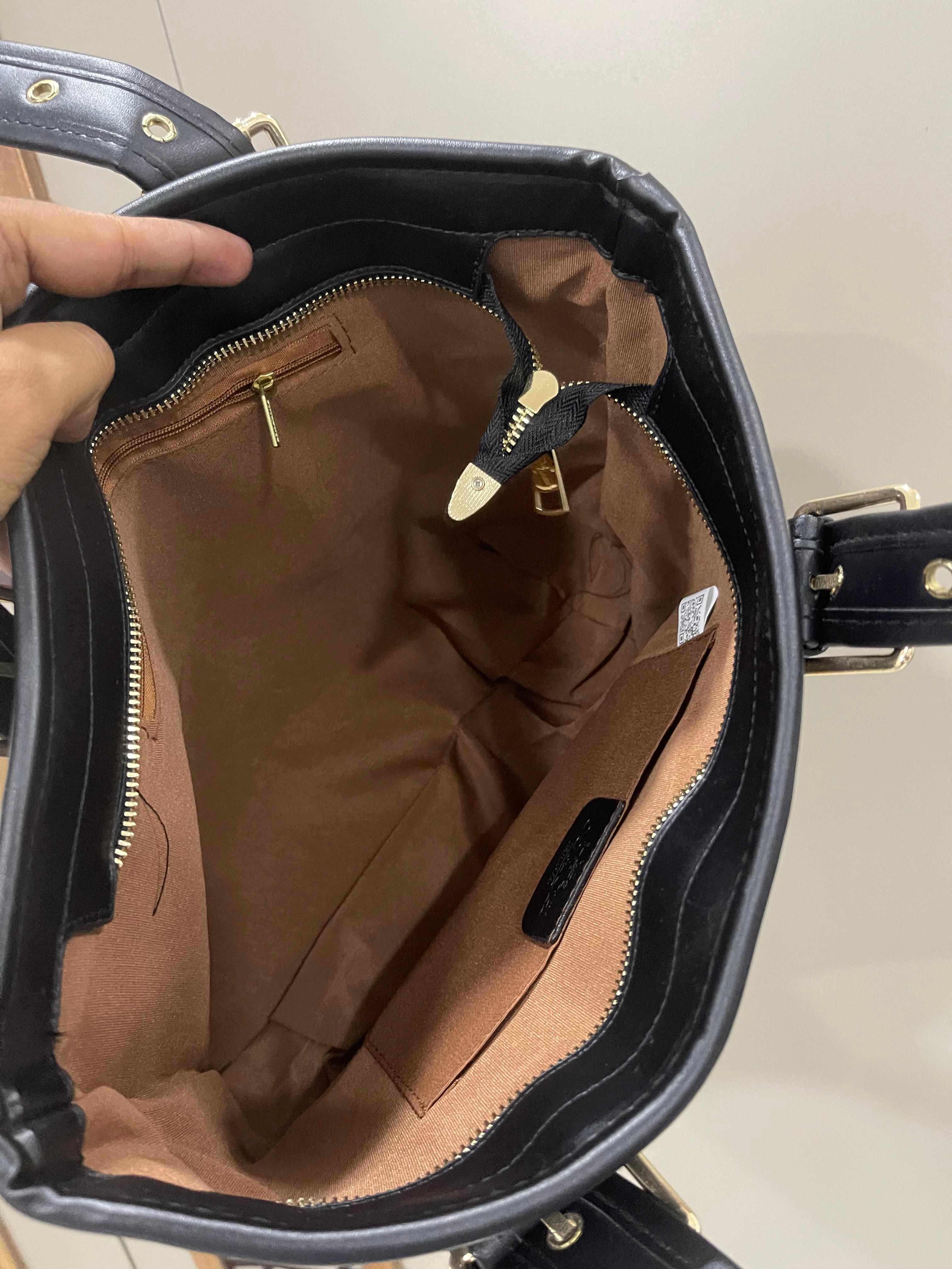 Coach hand Bag dark Brown